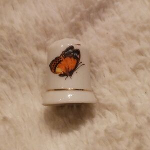 Butterfly Design White Ceramic Thimble